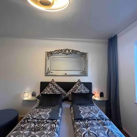 Apartamento 4younic Billard * 2 Bedroom * 75-zoll Tv * Boxspringbett Glonn